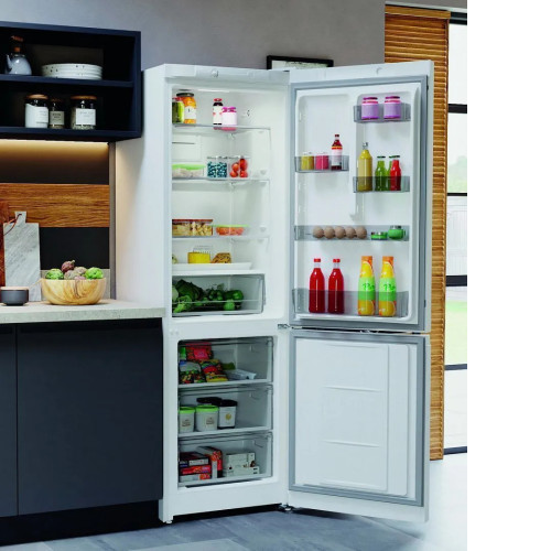 Холодильник HOTPOINT-ARISTON HT 4180 W