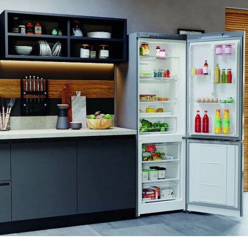 Холодильник HOTPOINT-ARISTON HT 4181I S