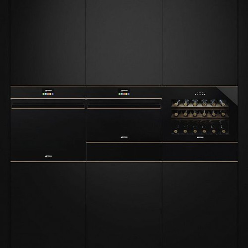 Компактный духовой шкаф Smeg SF4604VCNR1