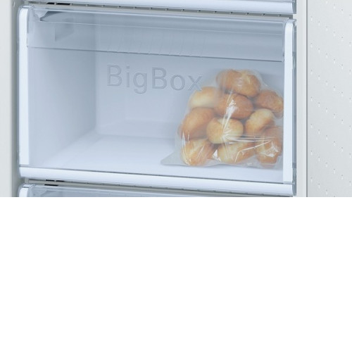 Холодильник Bosch KGN 39VP15