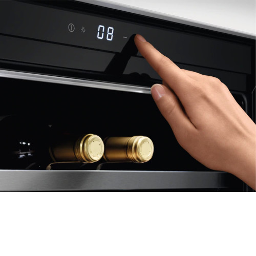 Винный шкаф AEG KWK884520M (923421106)