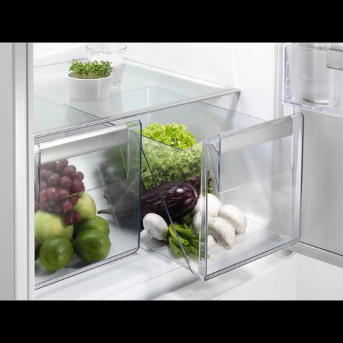 Холодильник Electrolux EN 3853 MOW белый