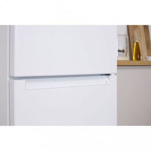 Холодильник INDESIT df 5180 w