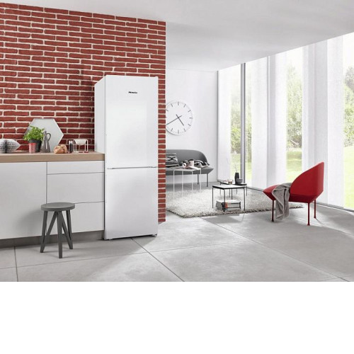Холодильник MIELE KFN 28032 D