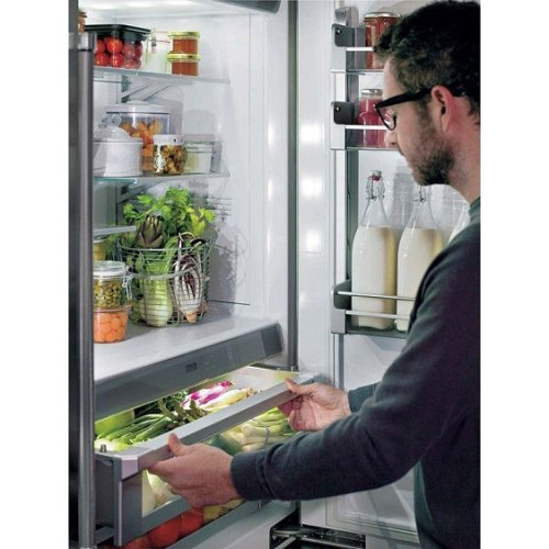 Холодильник KITCHENAID KCVCX 20900R