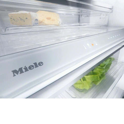 Встраиваемый холодильник Miele K 1901 Vi