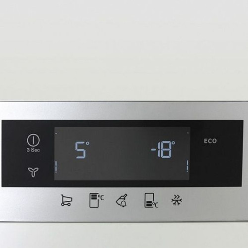 Холодильник Electrolux EN 93858 MW