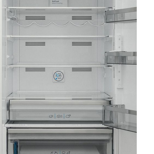 Холодильник VESTFROST VW719FFE00B