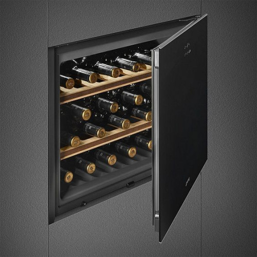 Винный шкаф SMEG CVI621RWNX3