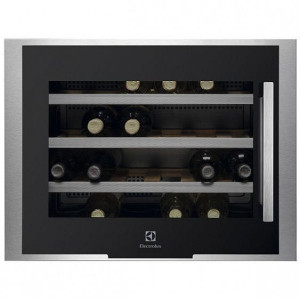 Холодильник ELECTROLUX erw0670a