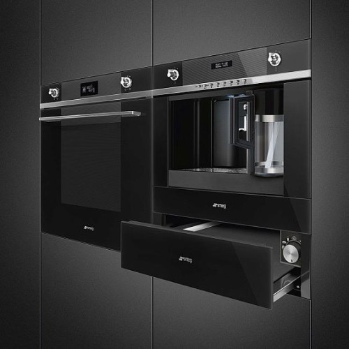 Встраиваемая кофемашина SMEG CMS4101N