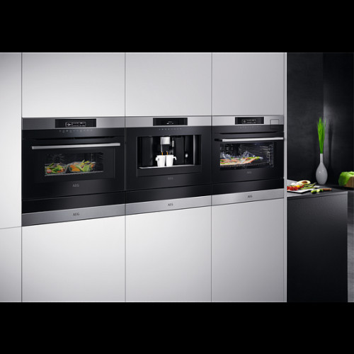 Кофемашина встраиваемая AEG KKK884500M