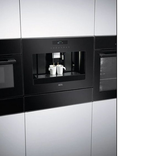 Кофемашина встраиваемая AEG KKE884500B