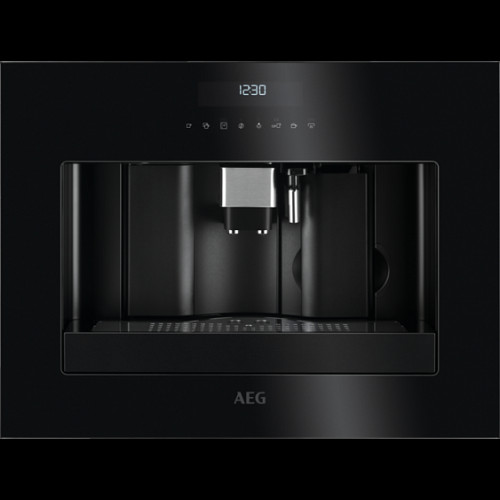 Кофемашина встраиваемая AEG KKE884500B