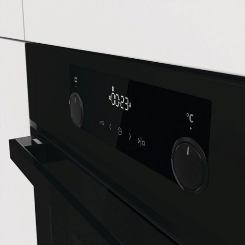 Духовой шкаф Gorenje BO735E20B-2