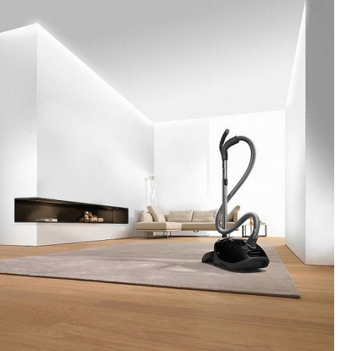 Пылесос MIELE SGDA0 Complete C3 чёрный обсидиан