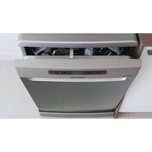 Посудомоечная машина INDESIT DFC 2C24 A X