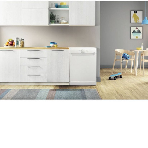Посудомоечная машина INDESIT DFE 1B19 13