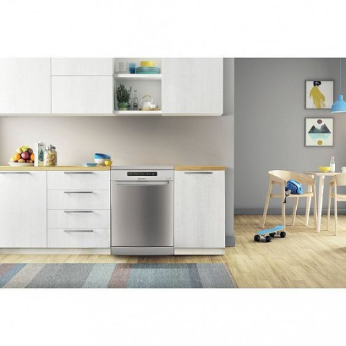 Посудомоечная машина INDESIT DFC 2C24 A X
