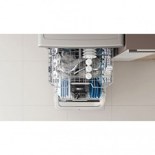 Посудомоечная машина INDESIT DFC 2C24 A X