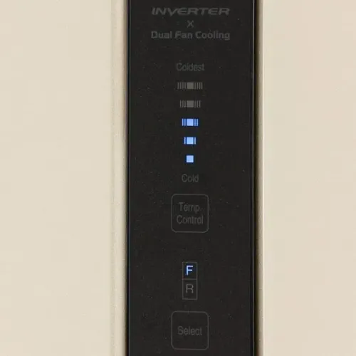 Холодильник HITACHI R-V662 PU3 PBE бежевый