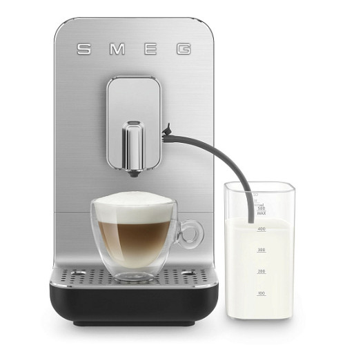 Кофемашина SMEG BCC13BLMEU