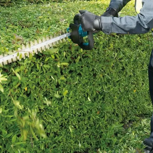 Кусторез MAKITA UH020GZ
