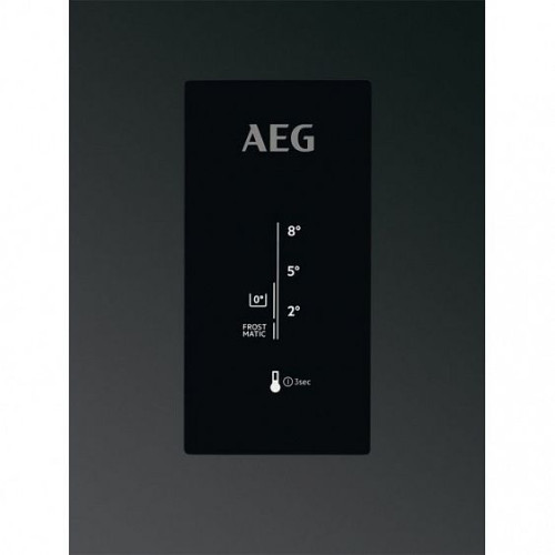 Холодильник AEG RCB63726OW