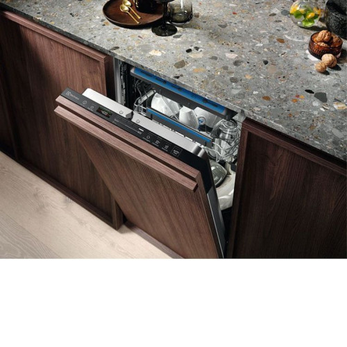 Посудомоечная машина ELECTROLUX EEM63301L