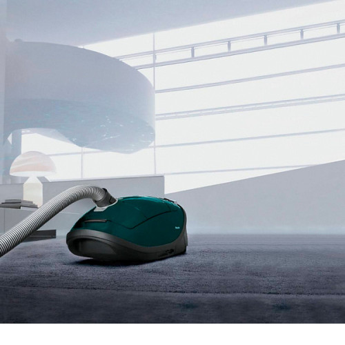 Пылесос MIELE C 3 TotalCare EcoLine 550W Petrol SGJP3