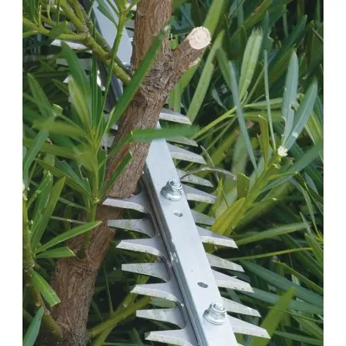 Кусторез MAKITA UN001GZ