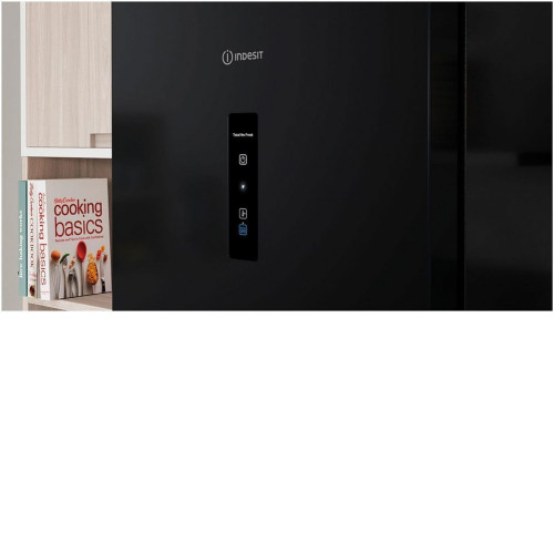 Холодильник INDESIT ITR 5200 B