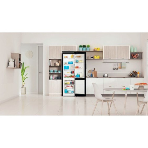 Холодильник INDESIT ITS 5200 B
