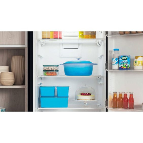 Холодильник INDESIT ITS 5200 B