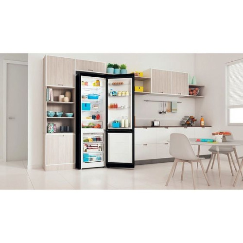 Холодильник INDESIT ITS 5200 B