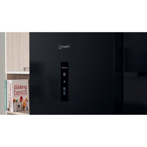 Холодильник INDESIT ITS 5200 B