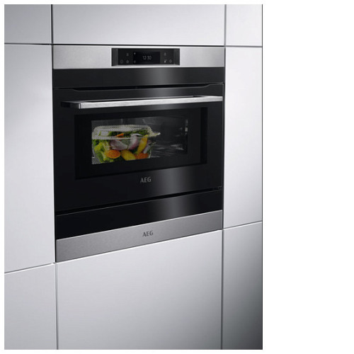 Микроволновая печь AEG KMK721880M
