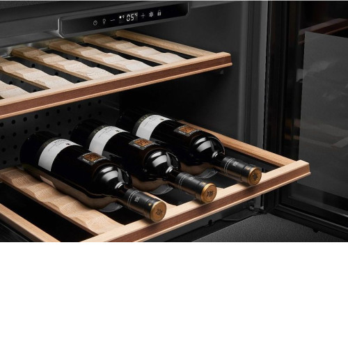 Винный шкаф SMEG CVI621NR3