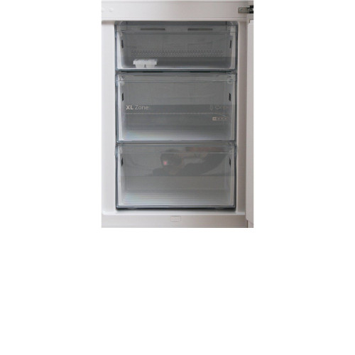 Холодильник Leran CBF 306 BK NF