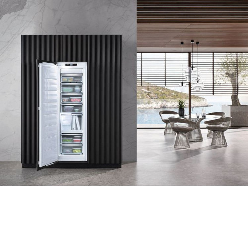 Морозильная камера MIELE FNS 7774 D