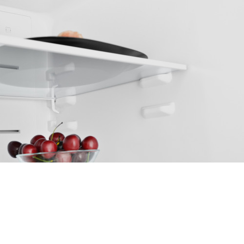 Холодильник SCANDILUX SBS711Y02W