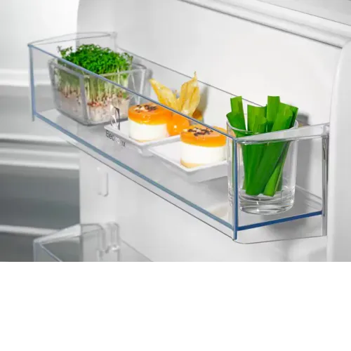 Холодильник ELECTROLUX E7TNGE18S