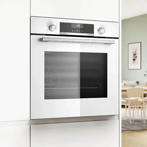 Духовой шкаф BOSCH HBG536EW4