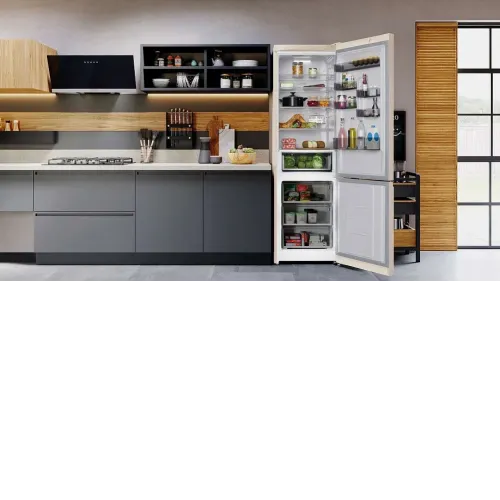 Холодильник HOTPOINT-ARISTON HT 6200 AB