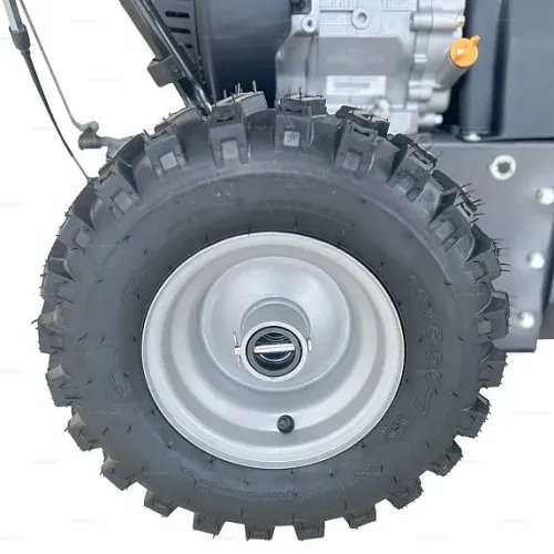Снегоуборщик EVOLINE SBG 760 LE
