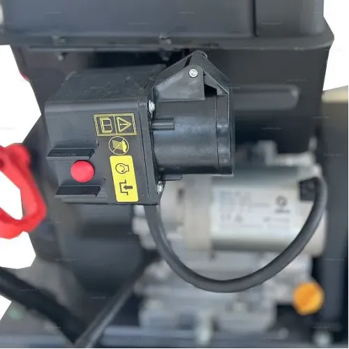 Снегоуборщик EVOLINE SBG 700 LE