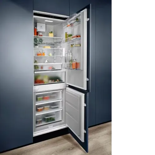 Холодильник ELECTROLUX E7TNGE75S