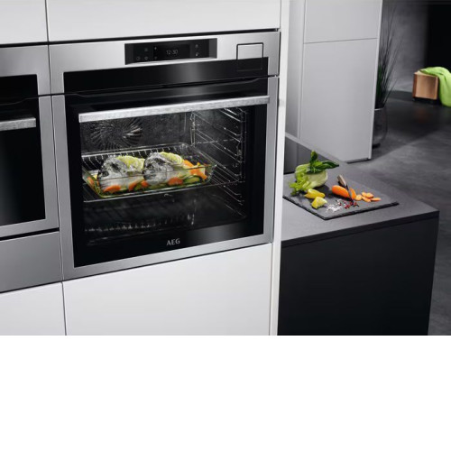 Духовой шкаф AEG BSE798380M