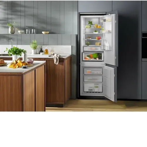 Холодильник ELECTROLUX ENC8MC19S